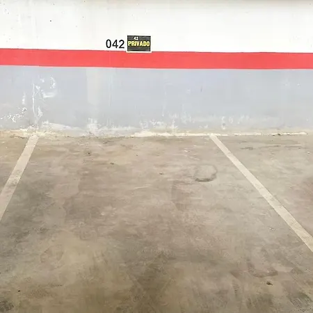 En Vistas Al Canal 아파트 *
